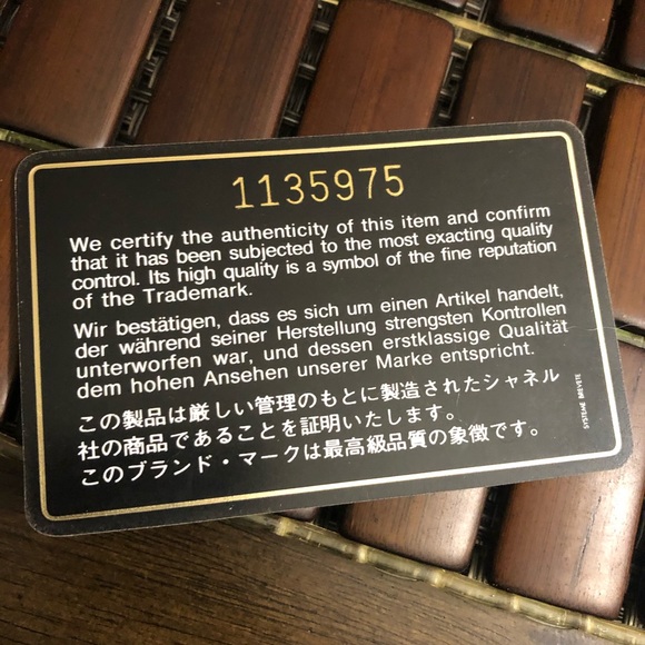 Authentic CHANEL Dark Navy Lambskin Tote - Picture 6 of 16